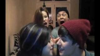 Carly Rae Jepsen Naked Photos Stolen From Computer Christopher David Long Arrested Turning Self