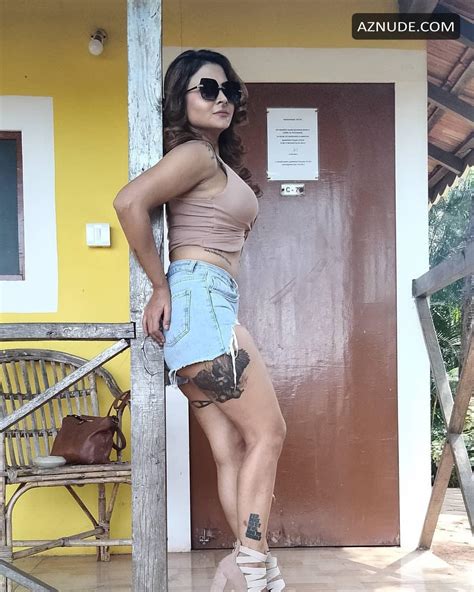 Mahi Kaur Hot Pics Collection March 2021 AZNude