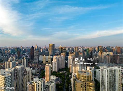 Bustling Downtown Photos And Premium High Res Pictures Getty Images