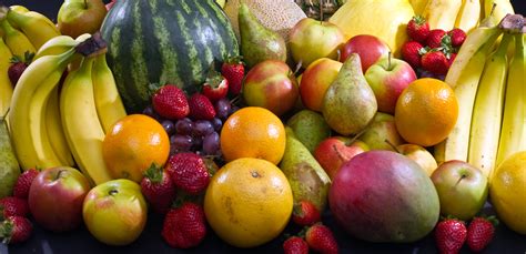Tesco & Co-op offer free fruit for children - Hort News