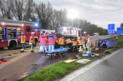 Hemsbach Auto prallt gegen Anpralldämpfer auf der A5 PR Video