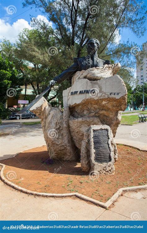 El Monumento De Jos Eloy Alfaro Delgado Sirvi Como Presidente Del