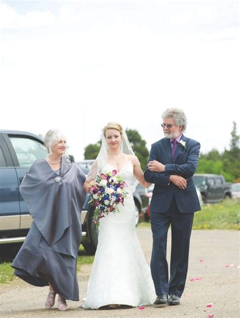 A Woodsy Wedding In Saskatchewan - Weddingbells