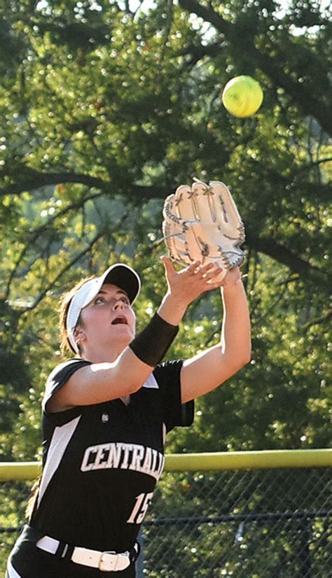 Centralia Softball Beats Mexico On The Road Centralia Fireside Guard