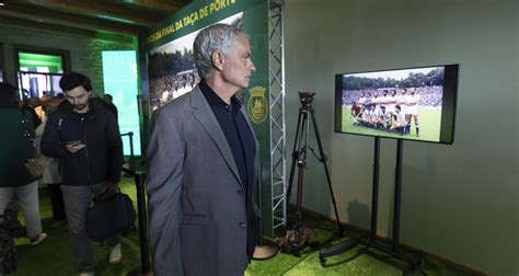 L Offre Monstrueuse De Fenerbah E Pour Convaincre Mourinho