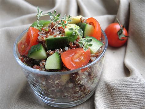 Quinoa-Avocado-Salat - Rezept | kochenOHNE