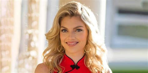 what is liz wheelers net worth and salary