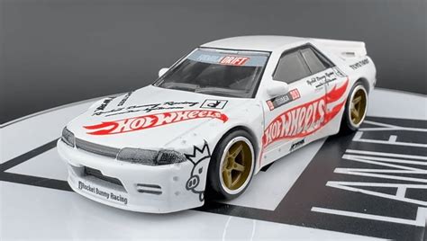 Premium Hot Wheels Nissan Skyline Gt R R Pandem Modern Classics Hrv White