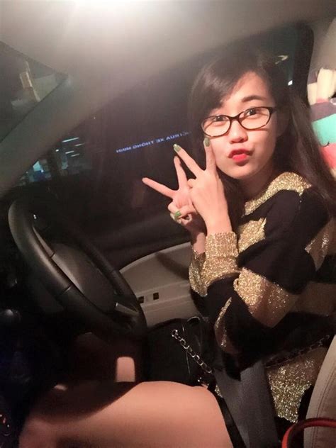 Hot girl Việt nào giàu có nhất