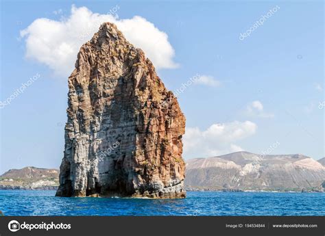 Rocks Sea Lipari Volcano Aeolian Islands Sicily Italy — Stock Photo © solllya.bigmir.net #194534844