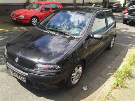 Fiat Punto bj 2001 mit TÜV Heißer Verkauf der Marke Fiat