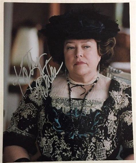 Kathy Bates Signed 8x10 Photo Titanic Bold Autograph Disjointed Mint