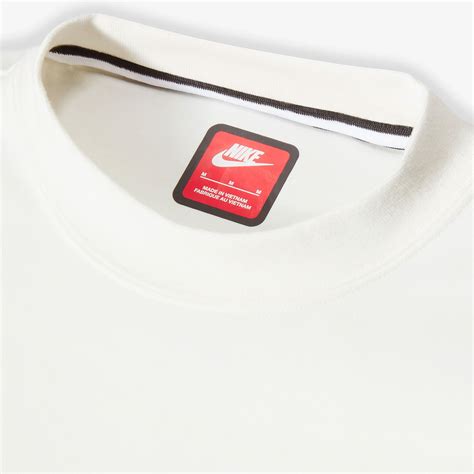 Футболка Nike Sportswear Tech Fleece Reimagined Oversized Sweatshirt ...