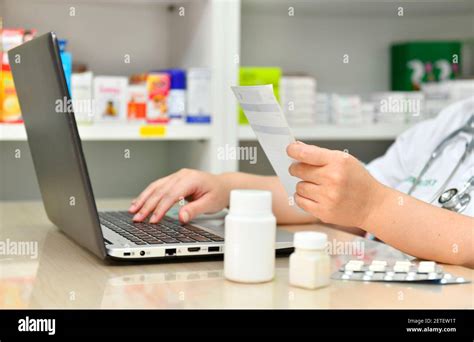 Pharmacist Chemist Shop Hi Res Stock Photography And Images Alamy