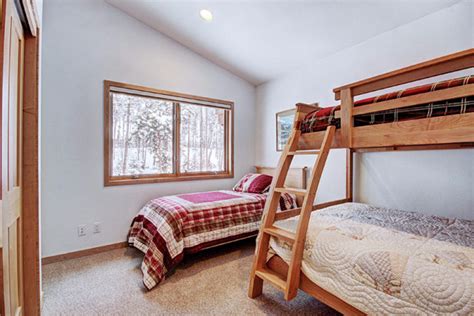 Book Frisco Cedar Cabin, Breckenridge, Colorado - All Cabins