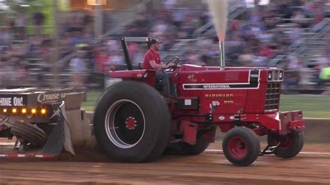 Tractor Pulling 2021 Altered Farm And 13 000lb Farm Tractors In Action