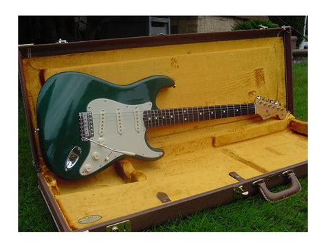 Fender American Vintage Hot Rod Stratocaster Compare Prices Read Reviews Buy WhatGear