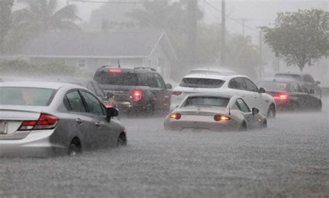 Fuertes Lluvias Azotan El Rea De Miami Y Otras Partes Del Sur De