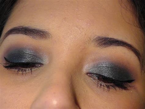 Cheries Beauty Blog Loreal Infallible 24 Hour Eyeshadow In Midnight Blue