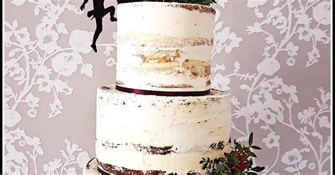 Maikes S E Welt Semi Naked Cake Hochzeitstorte Rezept Schoko Nuss Krokant B Den Mit