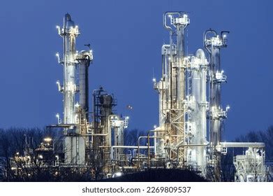 5,237 Petroleum Refinery Products Images, Stock Photos & Vectors ...