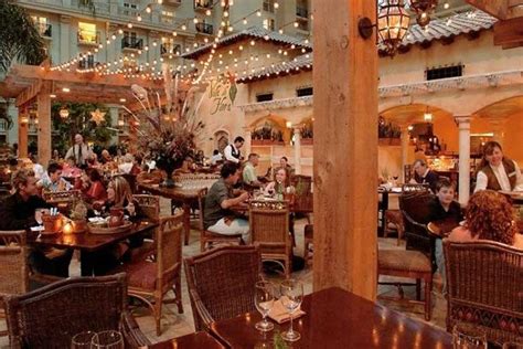 Villa de Flora: Orlando Restaurants Review - 10Best Experts and Tourist Reviews