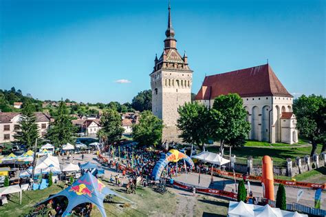 Transilvania Bike Trails Race Pedalezi Printre Sate I Peisaje De