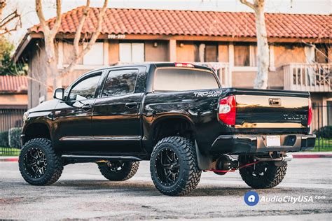 Toyota Tundra Black Fuel Off Road Maverick D Wheel Front