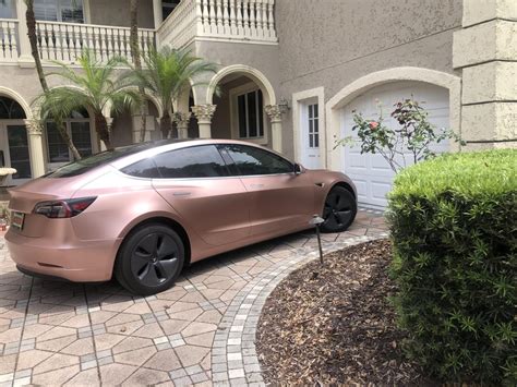 Finally got my barbie dream car : TeslaModel3