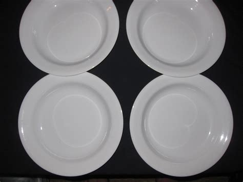 SET of 4 NEW- Corelle white dinner dessert salad plates 8.5" - Plates