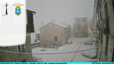 Maltempo Prima Neve Dellanno In Molise Oltre Cm A Capracotta E