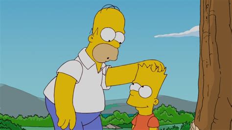 After Simpsons Fans Blew Up Over Homer Not Strangling Bart Anymore, Co ...