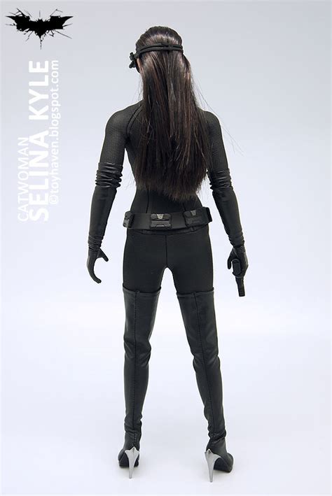 Toyhaven Hot Toys The Dark Knight Rises 1 6th Scale Selina Kyle Catwoman 12 Inch Figure