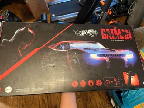 New In Box Hot Wheels Rc Batman Batmobile Toy Car With Remote Control Black