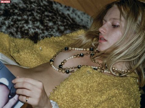 Naked Isabella Farrell Added 07 19 2016 By KA