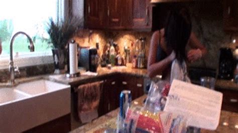 Gorgeous College Freshman Naked On Iowa Farm Wmv Nebraska Coeds Clips4sale