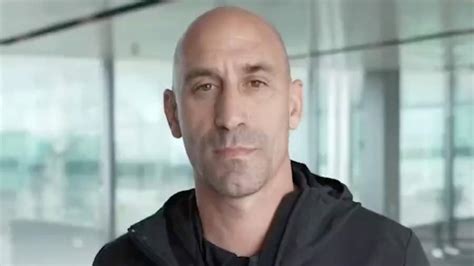 Luis Rubiales dimitirá como presidente de la RFEF tras el beso a Jenni