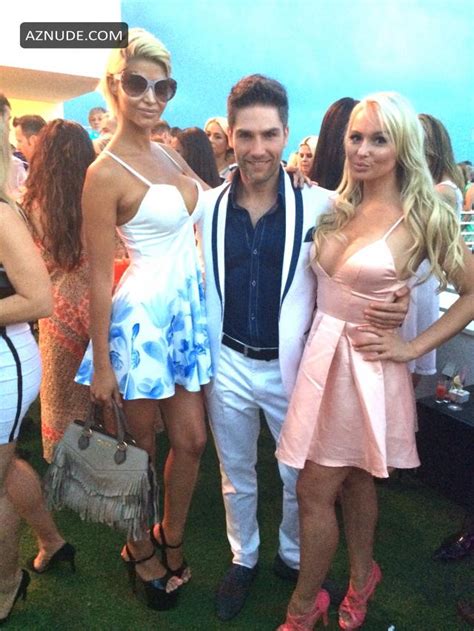 Micaela Schafer Hot Cleavage On The Marcel Remus Party Mallorca AZNude