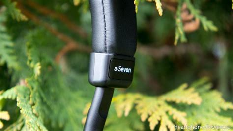 Обзор наушников Jays a-Seven Wireless: стильные, доступные, алюминиевые ...