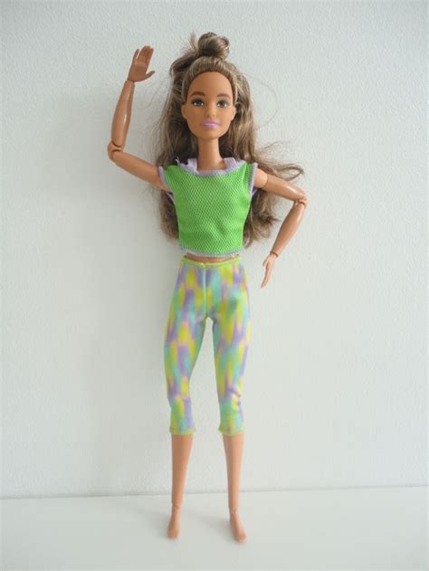 Barbie Made To Move Fitness BD2020 Asst FTG80 GXF05 Barbie Fashion