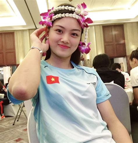 Ấn tượng trước nhan sắc của hot girl đội tuyển bóng chuyền nữ Việt Nam Trải qua 3 tiếng chờ