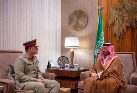 Coas Saudi Crown Prince Discuss Regional Peace Defence And Security