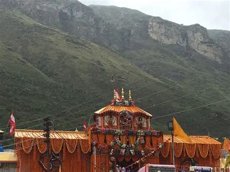 Badrinath Temple History and Importance - HindUtsav