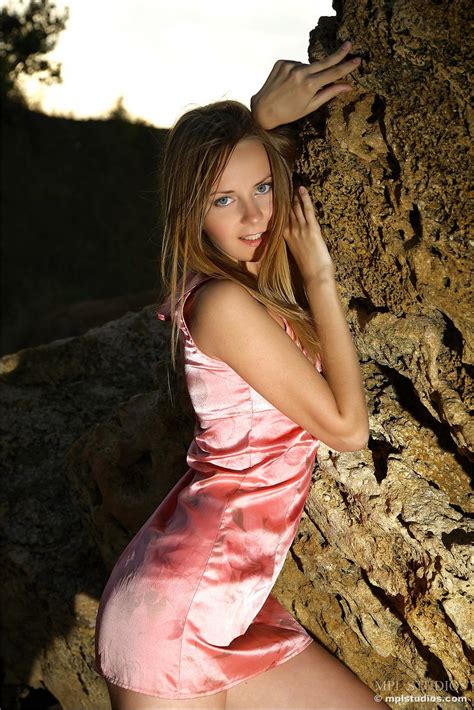 Mpl Studios Presents Olivia In New World Porn Pictures Xxx Photos Sex Images Pictoa