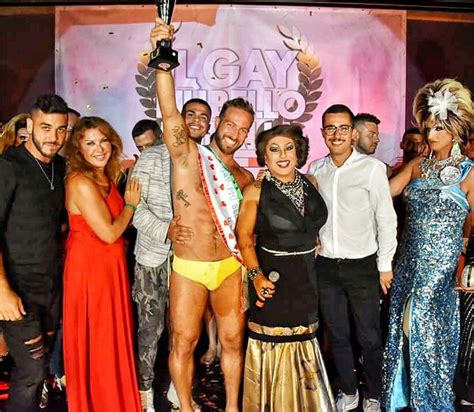 Il gay più bello dItalia del 2016 è Alessandro Falcinelli Video premiazione Il mio mondo