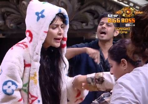 Bigg Boss 17 Aishwarya Sharma Brutally Targets Khanzaadi Denies