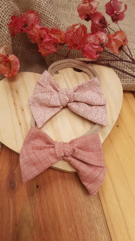 Laço Nozinho na Faxinha para Bebês Meninas nude Elo