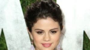 Selena Son Copain Est Recherch Soonnight Le Mag