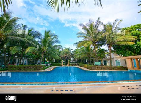 Hotel swimming pool in Thailand Stock Photo - Alamy