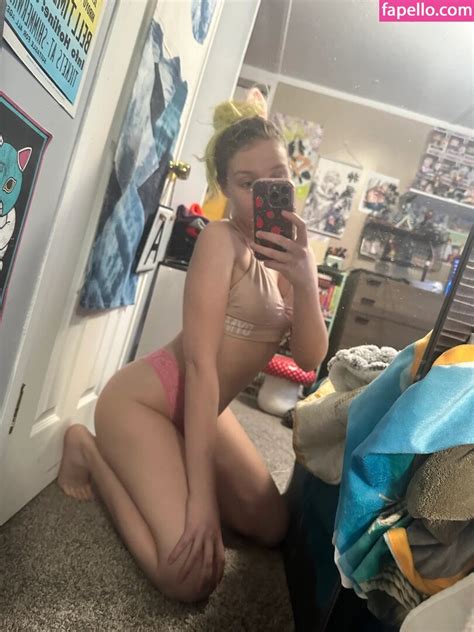 Aspyn Rose Aspynrose Aspynthemermaid Nude Leaked Onlyfans Photo